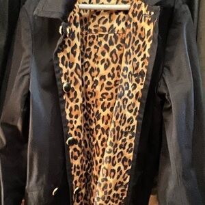 Reversible leopard print/black. Length to knee